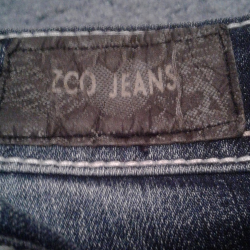 Capris - Picture 3 of 6